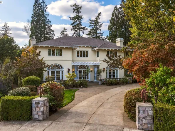 1677 Leslie Ln, Lake Oswego, OR 97034