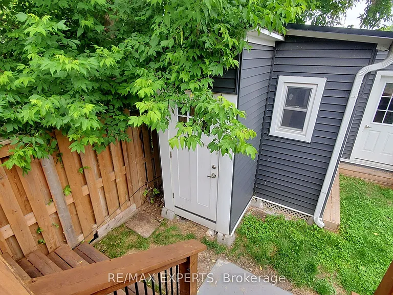39 Norval St #BASEMENT — Photo 19