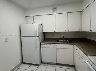 4900 NW 79th Ave APT 106, Doral, FL 33166