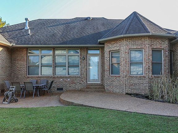 4th image of 2116 Boxwood Cir