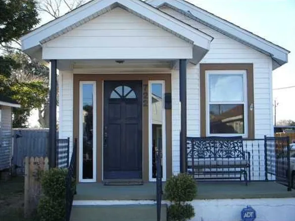 722 Avenue A, Westwego, LA 70094