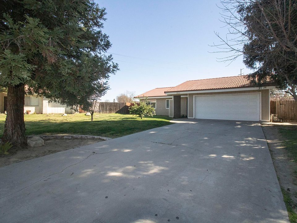 1st image of 2823 E Vine Ave