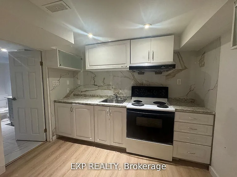 210 Church St #BASEMENT — Photo 1