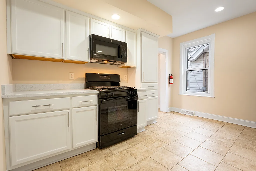 2013 Edgmont Avenue - 1 — Photo 4