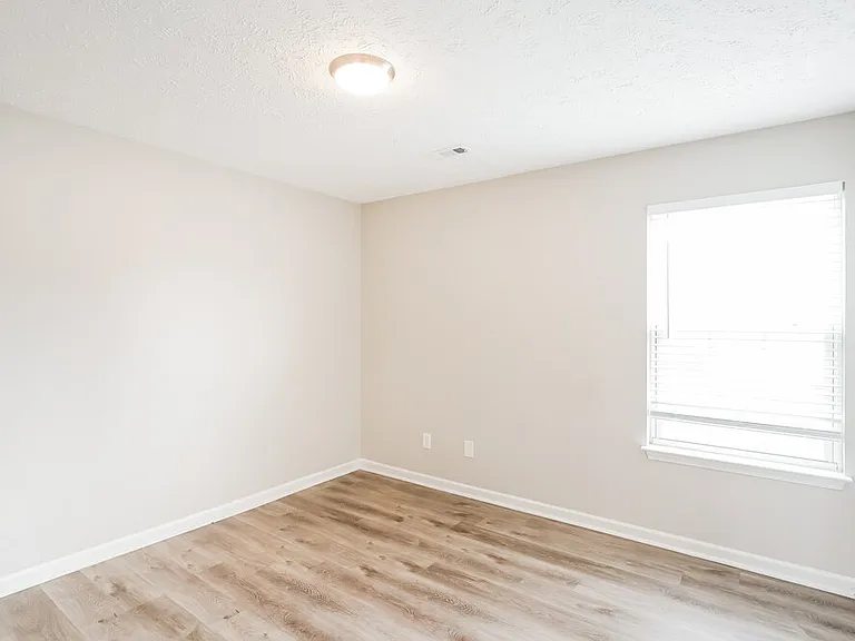 4006 Deer Run Trce — Photo 13