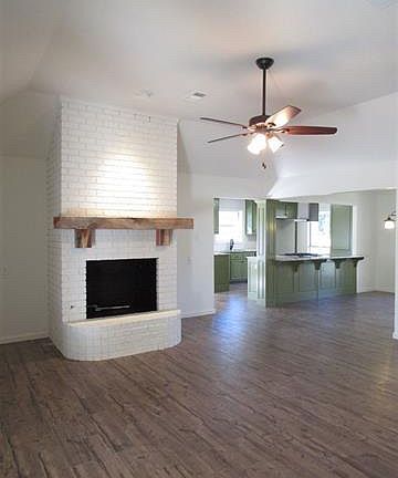 4th image of 3212 Stowers Dr #11