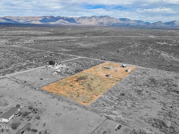 2nd image of 10072 S SHILOH RANCH Road