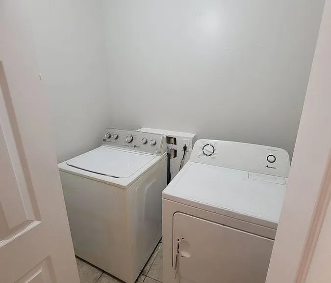 1700 W Cherry St — Photo 8