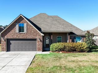 26411 Evangeline Trace Blvd, Denham Springs, LA 70726
