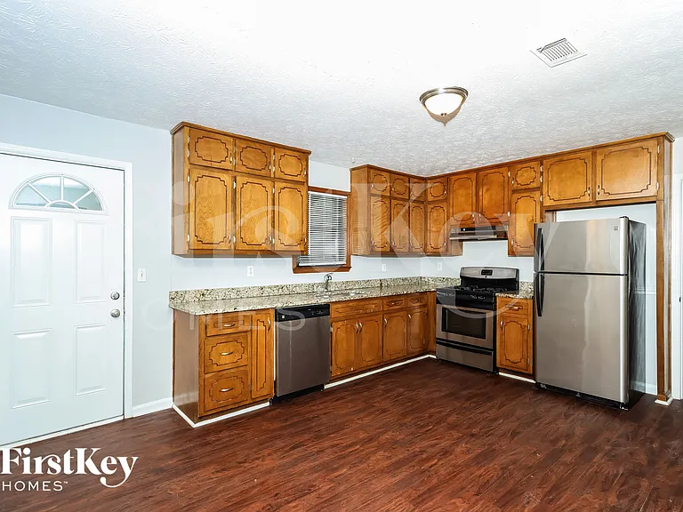 1158 Iron Gate Blvd — Photo 6