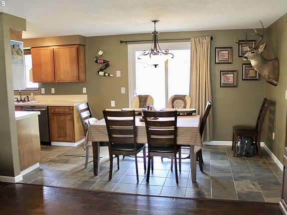 3rd image of 4405 NE 140th Ave