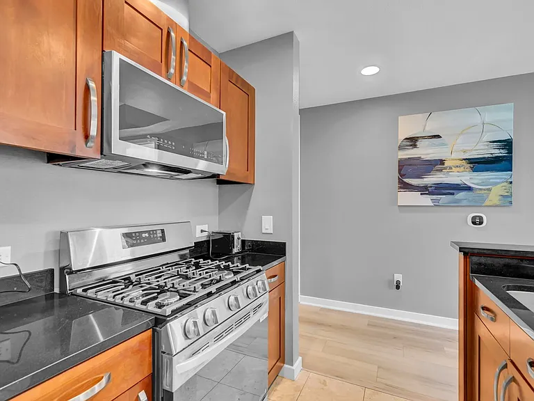 4525 Dean Martin Dr #1101 — Photo 12