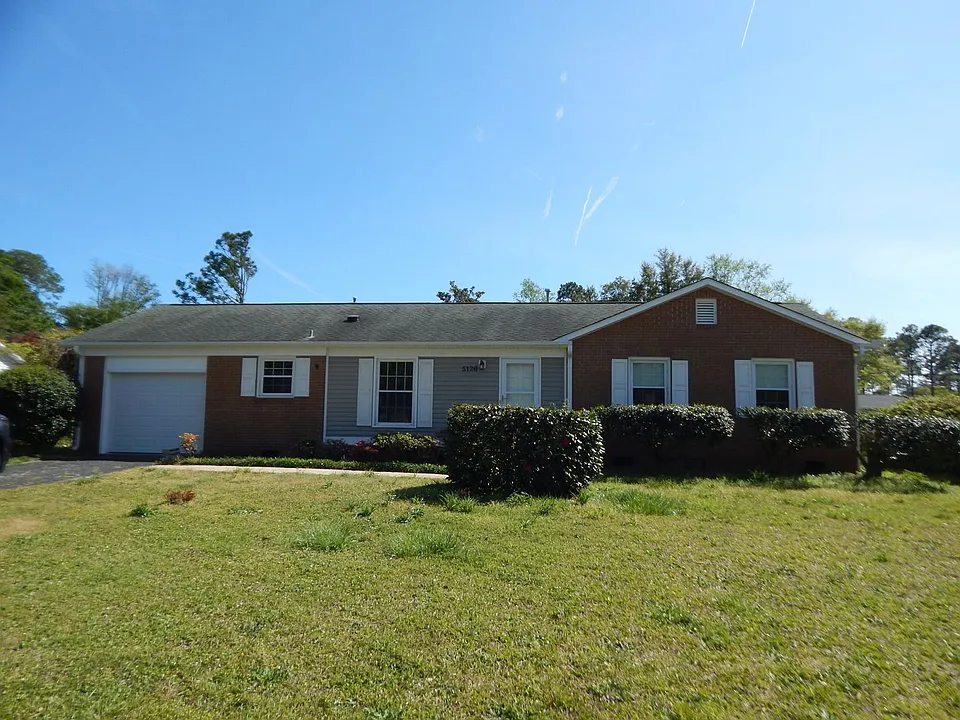 5126 Lord Tennyson Dr