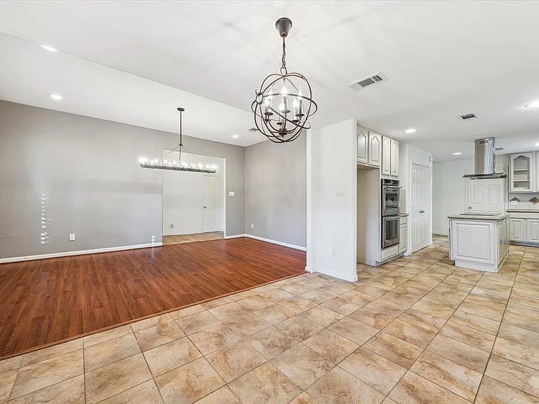 6215 Cheena Dr — Photo 9