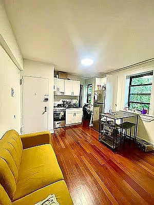 2nd image of 545 E 5th St APT 14