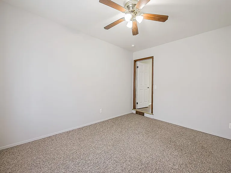 19513 Pollyanna Dr — Photo 30