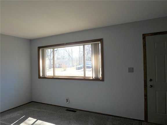 4th image of 6630 Doris Dr