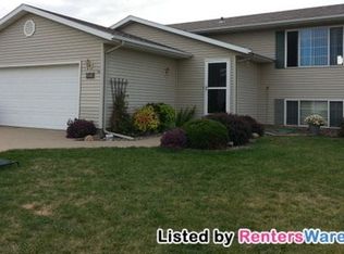 660 Sequoia Ln, Zumbrota, MN 55992