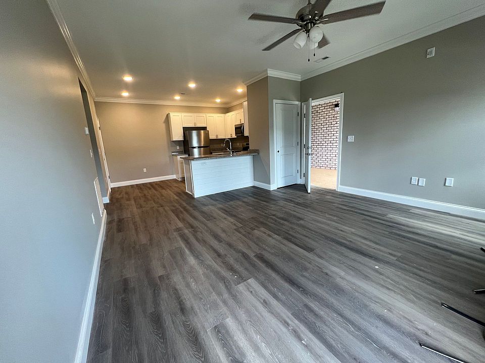 1st image of 356 Hillview Mills Blvd #259