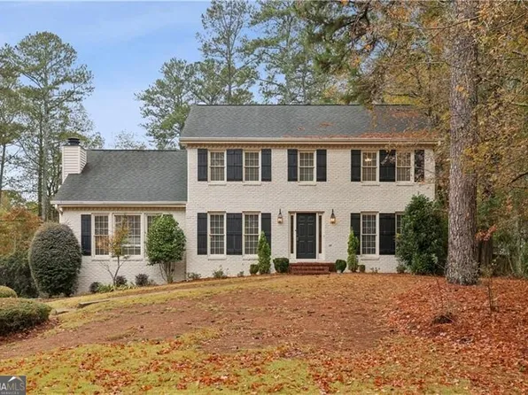 4373 Fielding Ln, Peachtree Corners, GA 30092