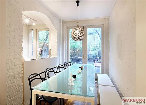 Rented by Warburg | media 5