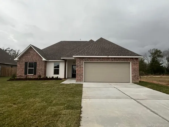 1741 Bowen Rd, Lake Charles, LA 70611