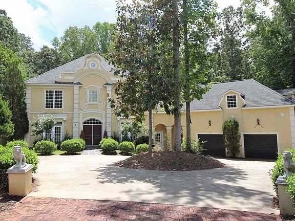 2nd image of 172 Lake Park Dr