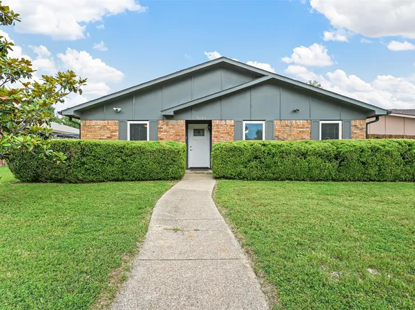 7223 Hedge Dr, Dallas, TX 75249