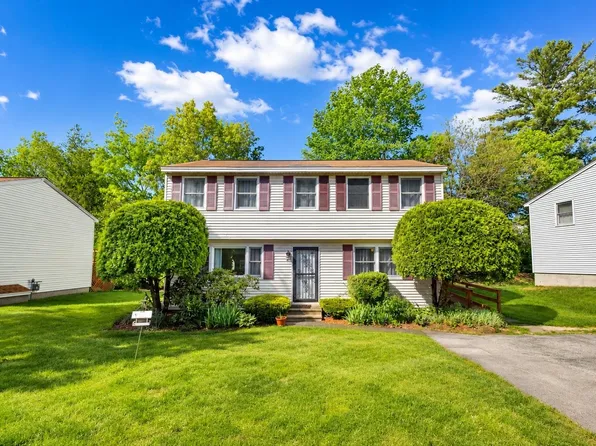 9 Mahogany Drive #106, Nashua, NH 03062
