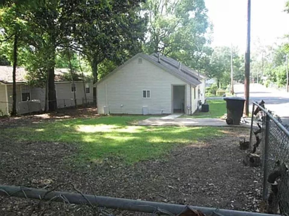 1st image of 724 Dunn St
