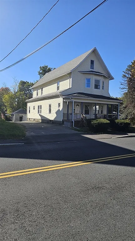 1 bed, 1.0 bath, 450 sqft, $1,500 — Photo 1