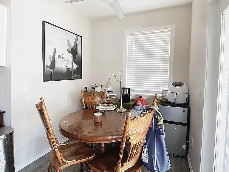 632 Quincy St NE #1 — Photo 4