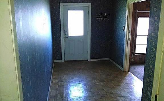 4th image of 102 E McArthur St