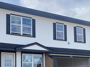 5215 Long Pointe Pass, Saint Paul, MN 55129