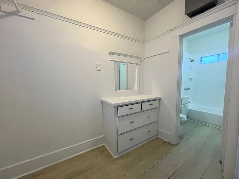 468 Gaviota Ave (Octagon) — Photo 3
