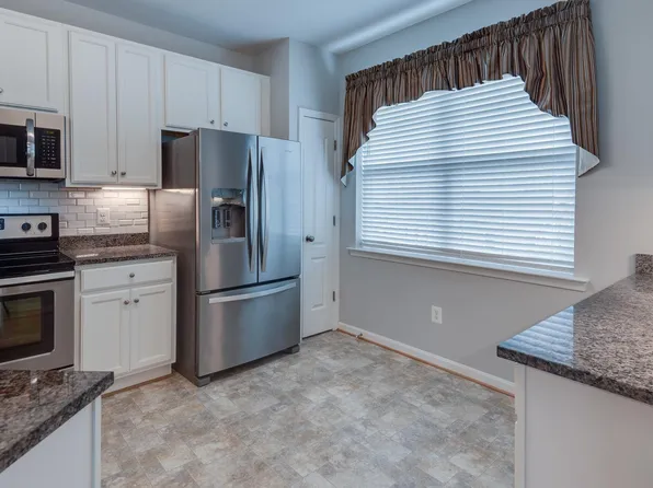 23570 F D R Blvd Unit 202, California, MD 20619