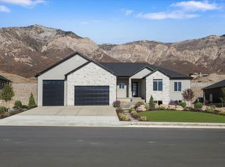 638 E Mountain Rd N, North Ogden, UT 84414