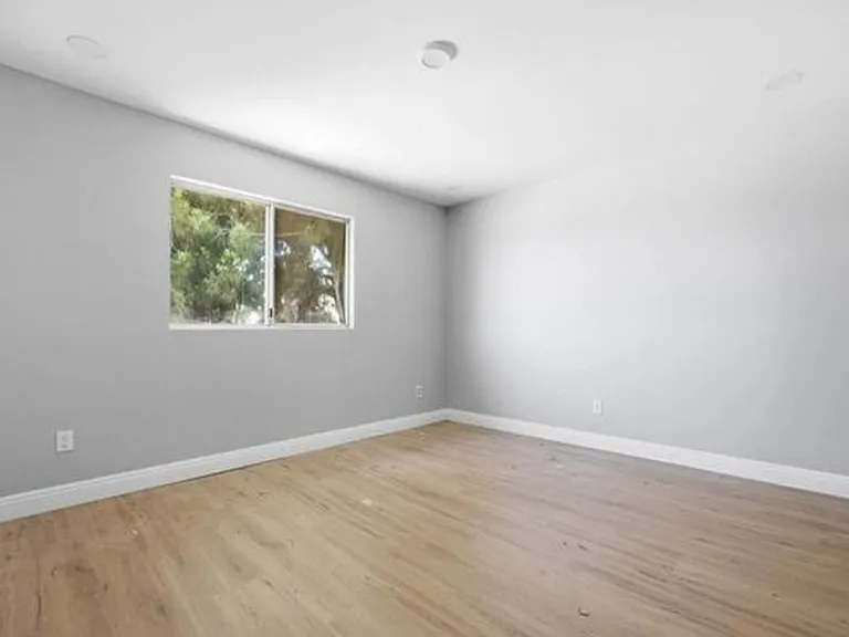 3604 Panama Ln #A — Photo 8