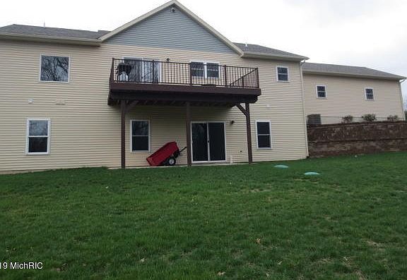 3rd image of 10404 Cottonwood Ct