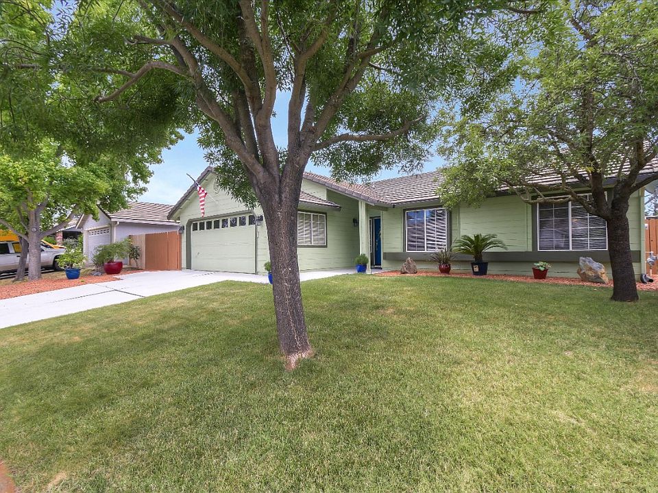 1st image of 310 Cottonwood Ct