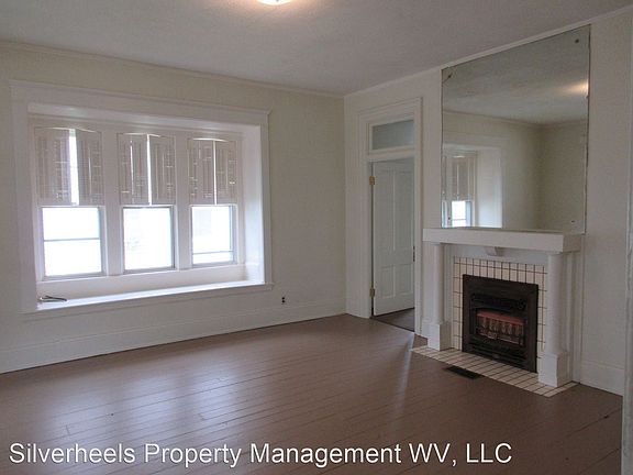 2nd image of 1107 19th St APT A