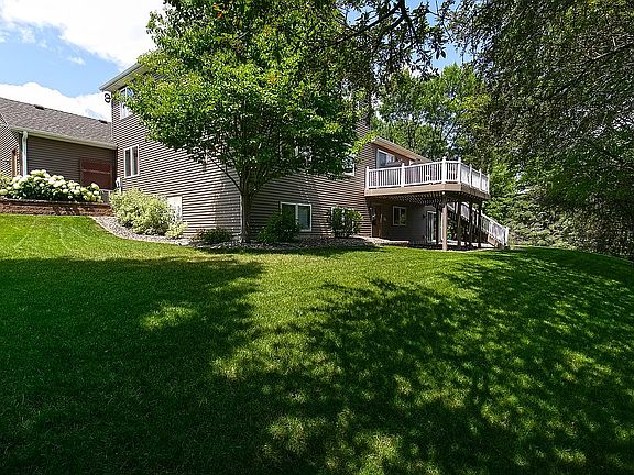 4th image of 16680 Hutchinson Ct