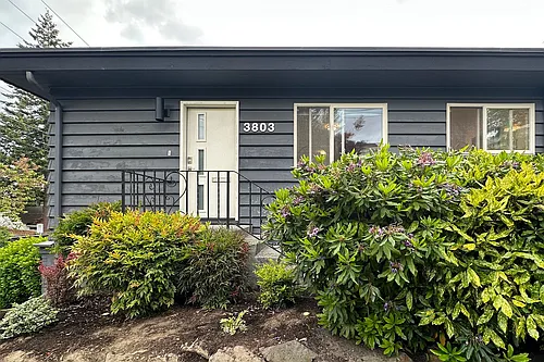 3803 Carr Pl N Photo 1
