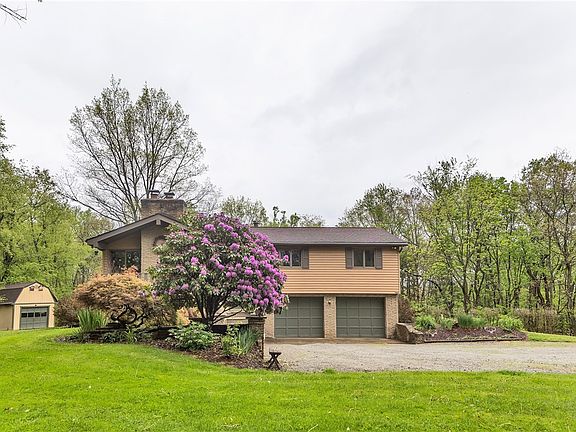 4th image of 318 Hines Ln