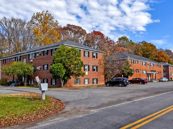 800 Washington Ave #4B, La Plata, MD 20646
