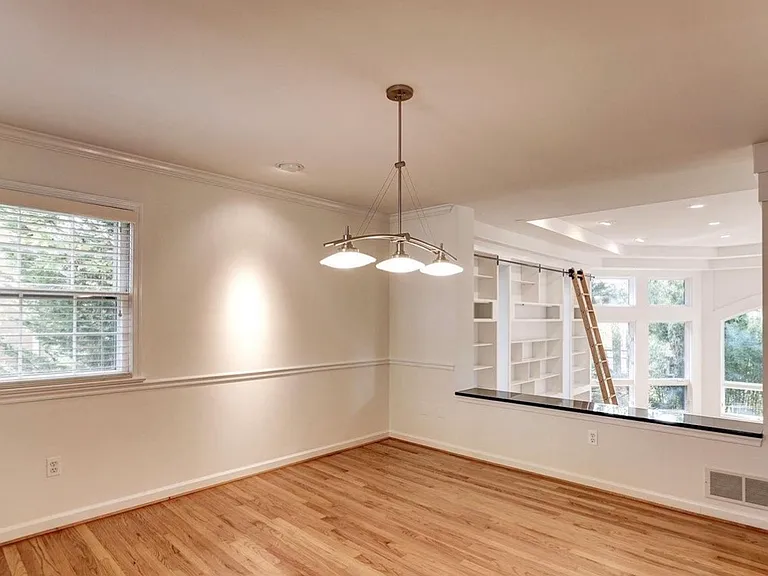 1408 Layman St — Photo 5