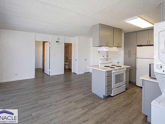 4th image of 818 S King St APT 802