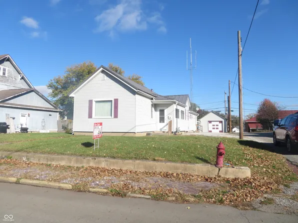 207 S Canal St, Alexandria, IN 46001