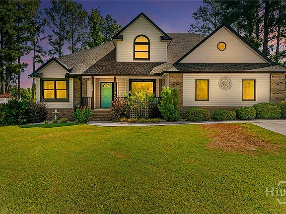 2nd image of 534 Saint Andrews Circle