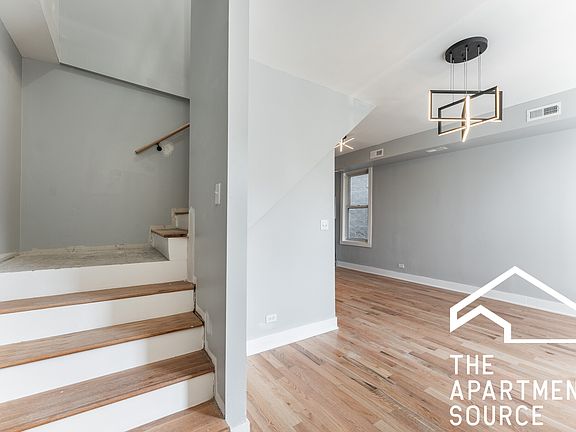 5th image of 1624 W Beach Ave #1F